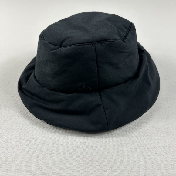 Alo Yoga Good‎ Shade Puffer Bucket Hat Black Adult M/L - Picture 1 of 6